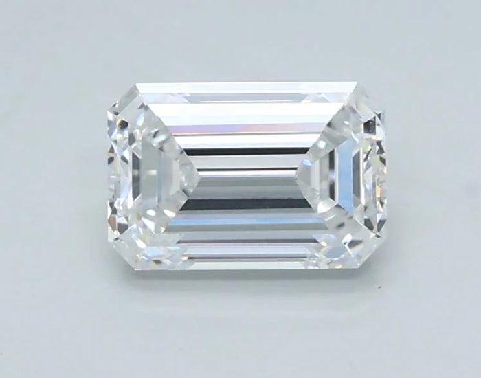 0.64 Carat · EMERALD · D · VVS1 · IGI · Excellent Cut