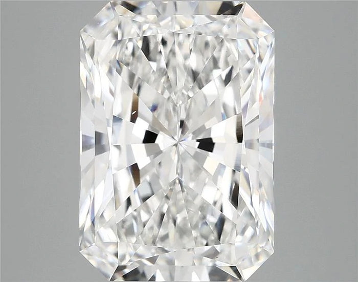 5.79 Carat · RADIANT · E · VS2 · IGI · Excellent Cut
