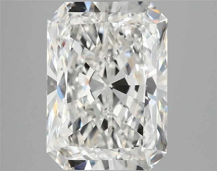4.65 Carat · RADIANT · F · VVS2 · IGI · Excellent Cut