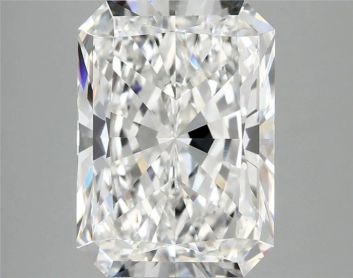 4.87 Carat · RADIANT · E · VVS2 · IGI · Excellent Cut