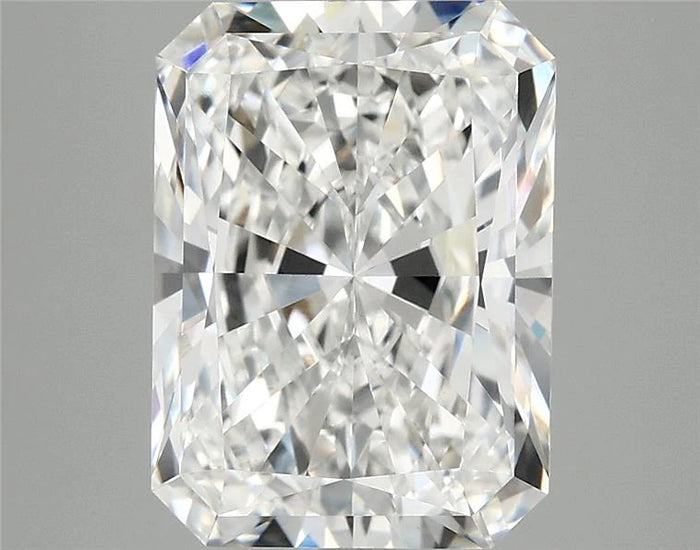 4.77 Carat · RADIANT · F · VVS2 · IGI · Excellent Cut