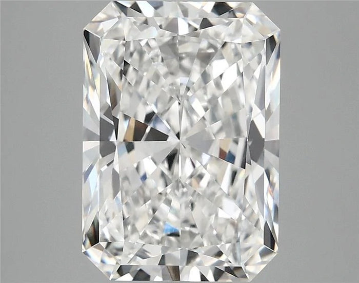 4.09 Carat · RADIANT · E · VVS2 · IGI · Excellent Cut