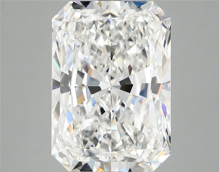 5.84 Carat · RADIANT · E · VVS2 · IGI · Excellent Cut