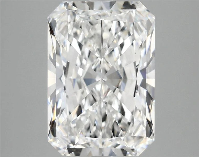 3.90 Carat · RADIANT · E · VVS2 · IGI · Excellent Cut