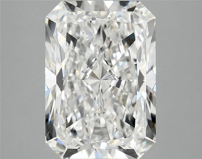 3.94 Carat · RADIANT · E · VVS2 · IGI · Excellent Cut