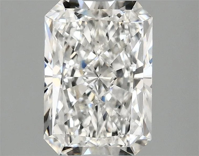 2.08 Carat · RADIANT · F · VVS2 · IGI · Excellent Cut