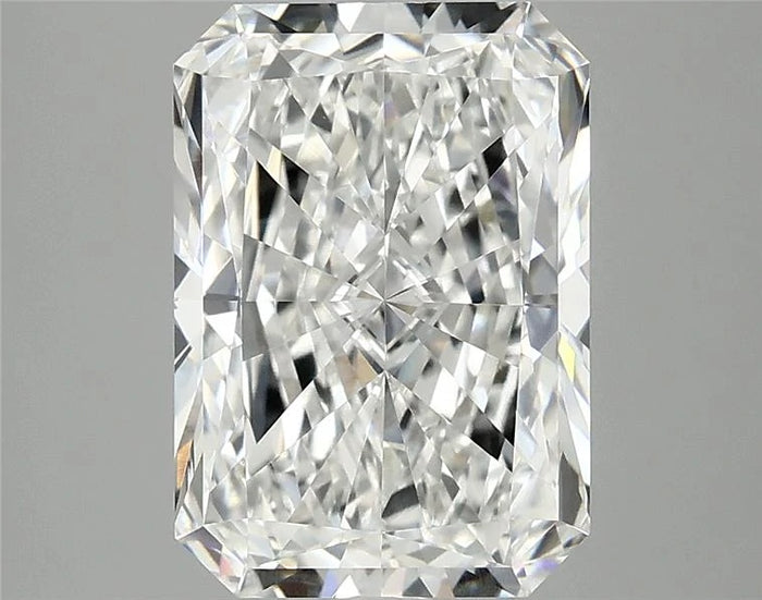 3.90 Carat · RADIANT · E · VVS2 · IGI · Excellent Cut