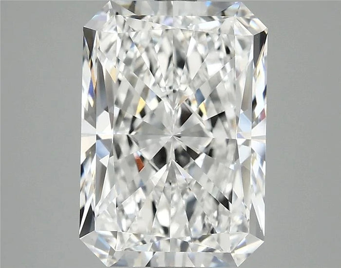 3.95 Carat · RADIANT · E · VVS2 · IGI · Excellent Cut