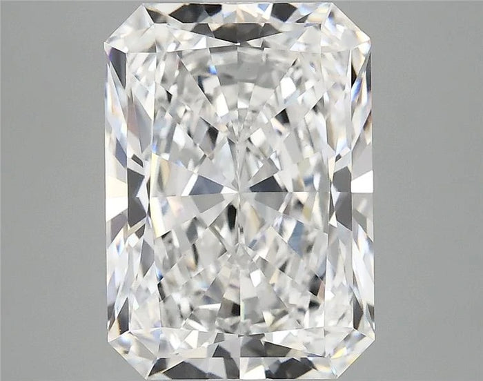 3.95 Carat · RADIANT · E · VVS2 · IGI · Excellent Cut