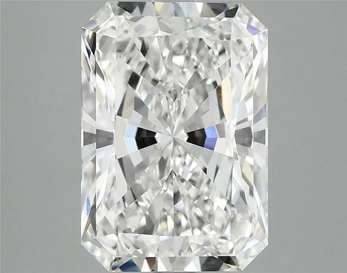 3.89 Carat · RADIANT · E · VVS2 · IGI · Excellent Cut