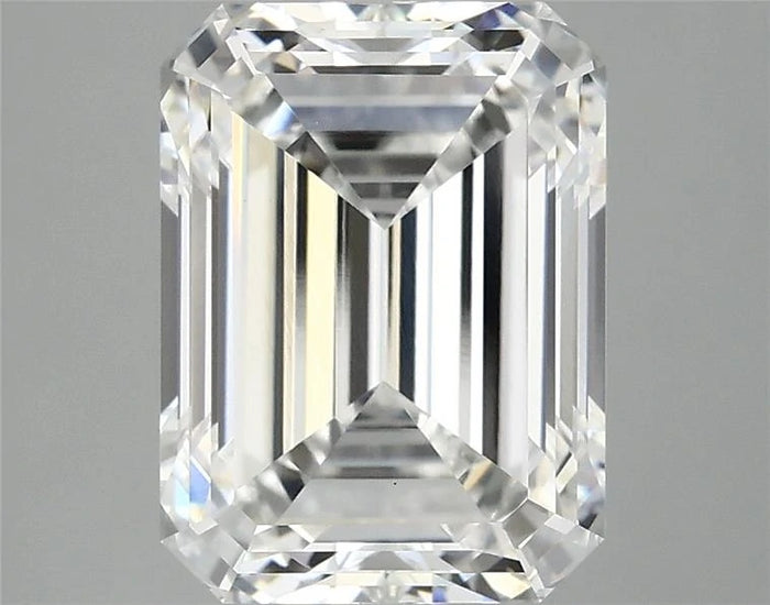 3.87 Carat · EMERALD · E · VVS2 · IGI · Excellent Cut