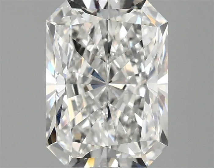 2.45 Carat · RADIANT · E · VVS2 · IGI · Excellent Cut