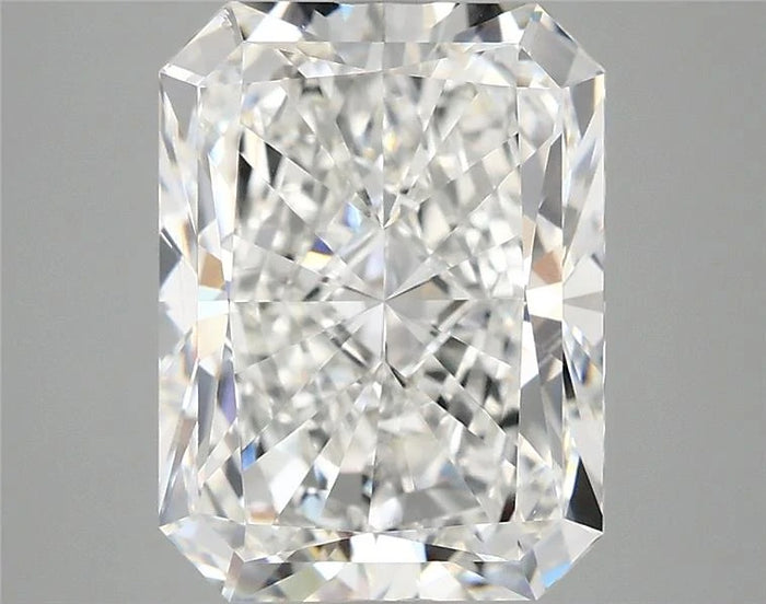4.86 Carat · RADIANT · E · VVS2 · IGI · Excellent Cut
