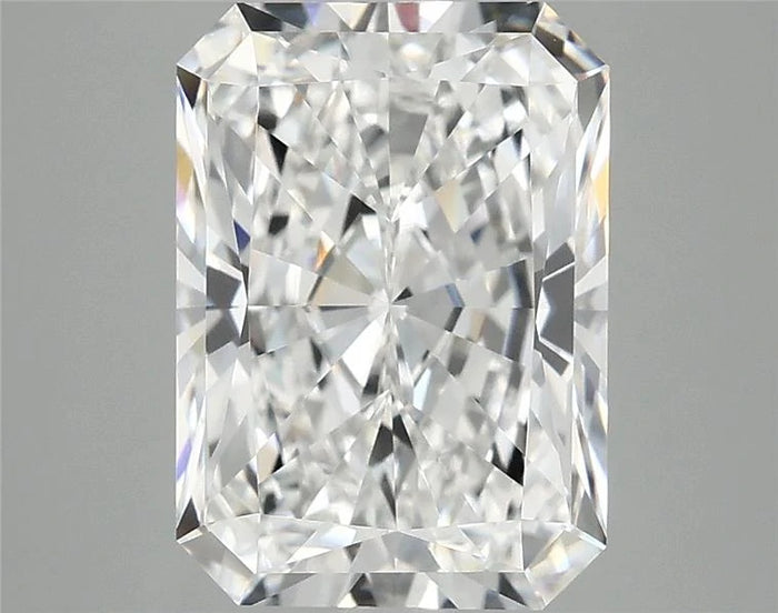 3.90 Carat · RADIANT · E · VVS2 · IGI · Excellent Cut