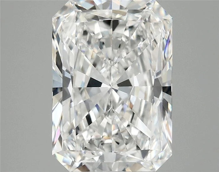 3.91 Carat · RADIANT · E · VVS2 · IGI · Excellent Cut