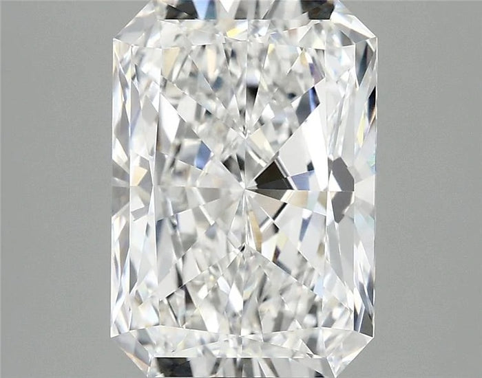 3.90 Carat · RADIANT · E · VVS2 · IGI · Excellent Cut