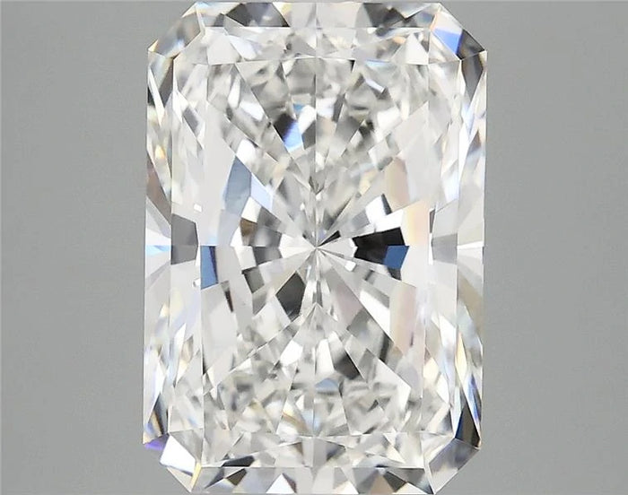 3.95 Carat · RADIANT · E · VVS2 · IGI · Excellent Cut