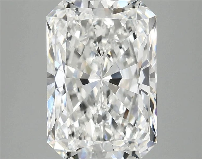 4.05 Carat · RADIANT · E · VVS2 · IGI · Excellent Cut