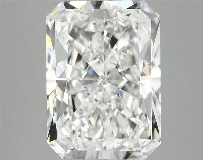 3.94 Carat · RADIANT · E · VVS2 · IGI · Excellent Cut