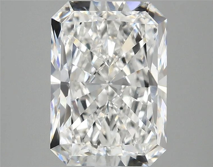 3.92 Carat · RADIANT · E · VVS2 · IGI · Excellent Cut