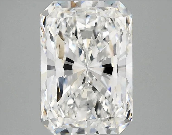 3.90 Carat · RADIANT · E · VVS2 · IGI · Excellent Cut