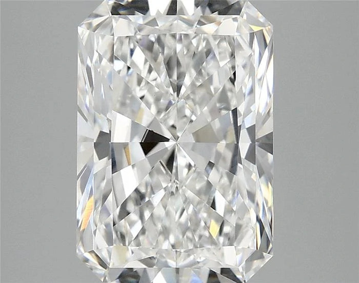 3.91 Carat · RADIANT · E · VVS2 · IGI · Excellent Cut