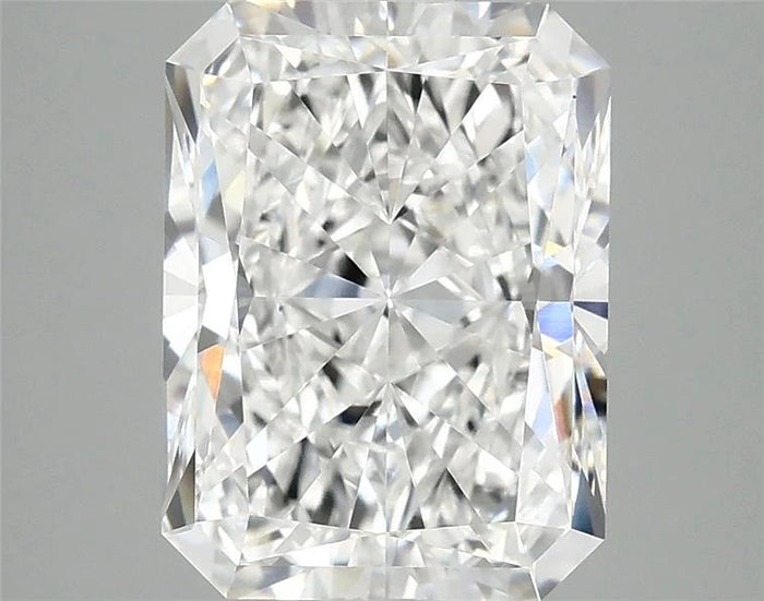 3.91 Carat · RADIANT · E · VVS2 · IGI · Excellent Cut
