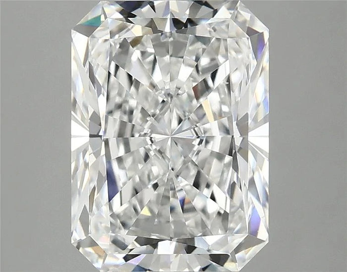 3.94 Carat · RADIANT · E · VVS2 · IGI · Excellent Cut