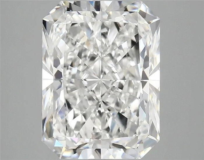 3.95 Carat · RADIANT · E · VVS2 · IGI · Excellent Cut