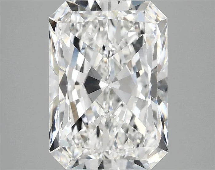 3.91 Carat · RADIANT · E · VVS2 · IGI · Excellent Cut