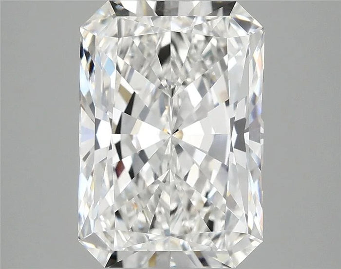 3.94 Carat · RADIANT · E · VVS2 · IGI · Excellent Cut