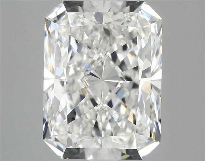 3.95 Carat · RADIANT · E · VVS2 · IGI · Excellent Cut