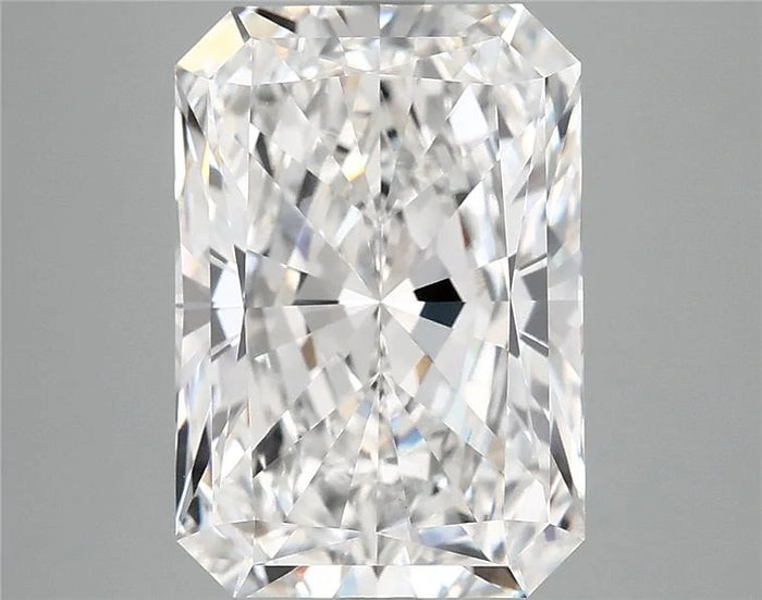 6.04 Carat · RADIANT · E · VVS2 · IGI · Excellent Cut