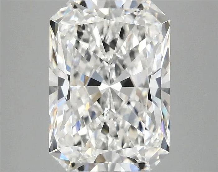 3.95 Carat · RADIANT · E · VVS2 · IGI · Excellent Cut