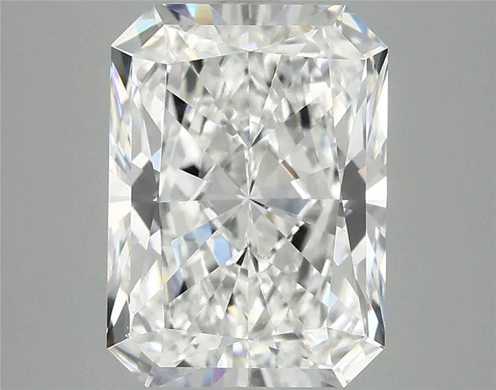 3.95 Carat · RADIANT · E · VS1 · IGI · Excellent Cut