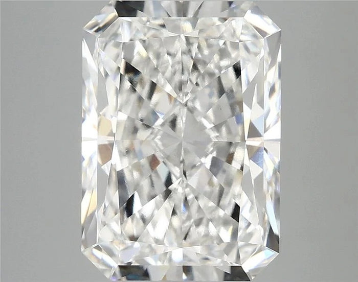 5.72 Carat · RADIANT · E · VVS2 · IGI · Excellent Cut