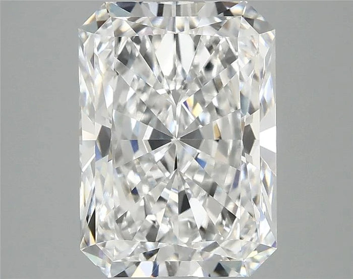 3.90 Carat · RADIANT · E · VVS2 · IGI · Excellent Cut