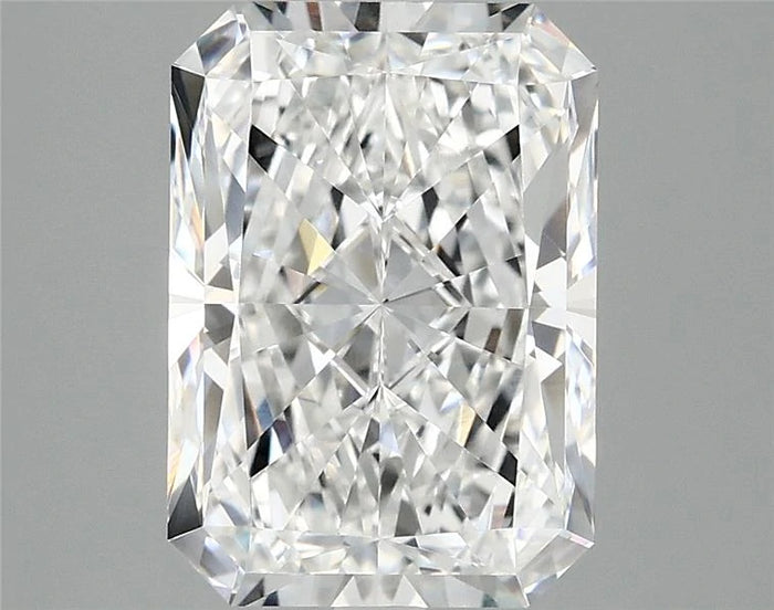 3.85 Carat · RADIANT · E · VVS2 · IGI · Excellent Cut