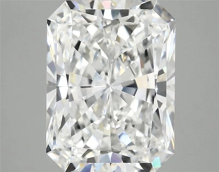 3.92 Carat · RADIANT · E · VVS2 · IGI · Excellent Cut