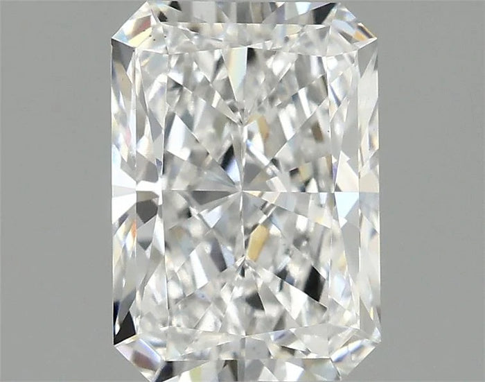 1.56 Carat · RADIANT · E · VS2 · IGI · Excellent Cut