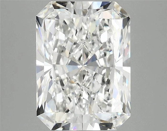 3.94 Carat · RADIANT · E · VVS2 · IGI · Excellent Cut