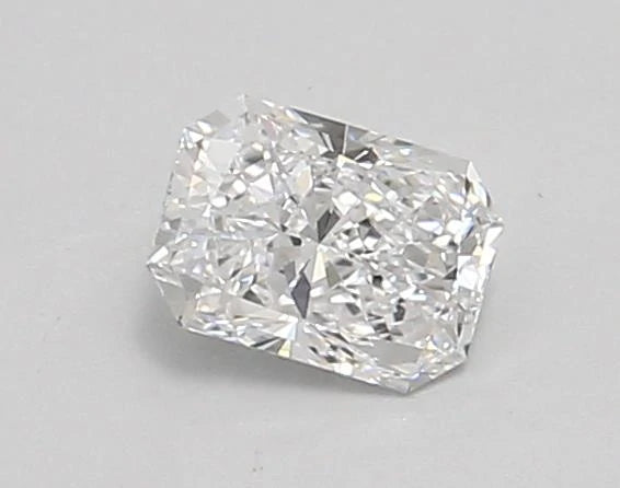 0.66 Carat · RADIANT · D · VVS1 · IGI · Very Good Cut