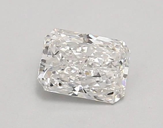 0.65 Carat · RADIANT · E · IF · IGI · Excellent Cut