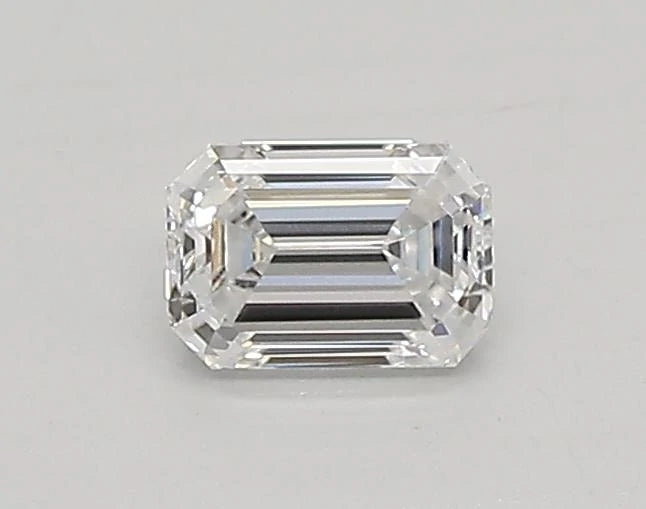 0.31 Carat · EMERALD · D · VVS1 · IGI · Excellent Cut