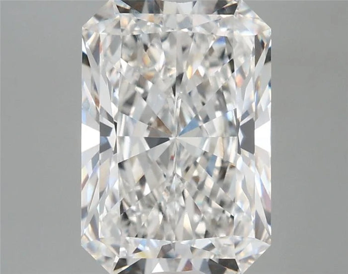 3.72 Carat · RADIANT · F · VVS2 · IGI · Excellent Cut