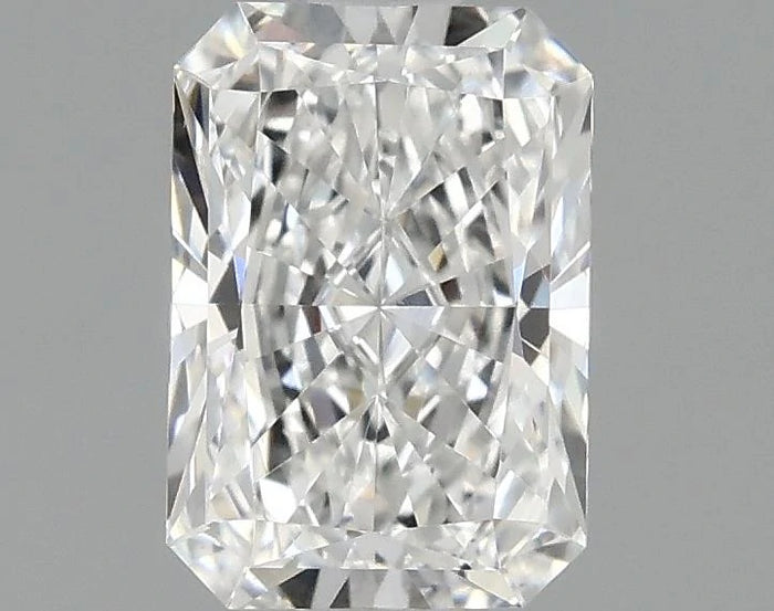 0.92 Carat · RADIANT · E · VS1 · IGI · Excellent Cut