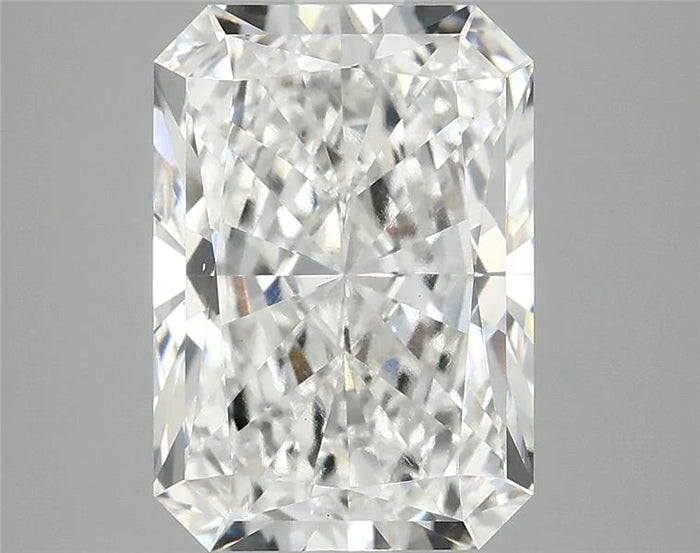 3.89 Carat · RADIANT · E · VS1 · IGI · Excellent Cut