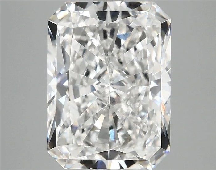 5.02 Carat · RADIANT · E · VVS2 · IGI · Excellent Cut
