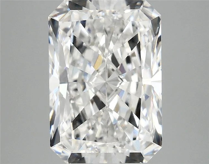 4.79 Carat · RADIANT · E · VVS2 · IGI · Excellent Cut