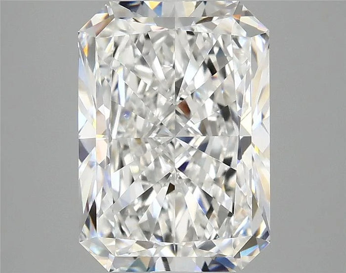 3.95 Carat · RADIANT · E · VS1 · IGI · Excellent Cut